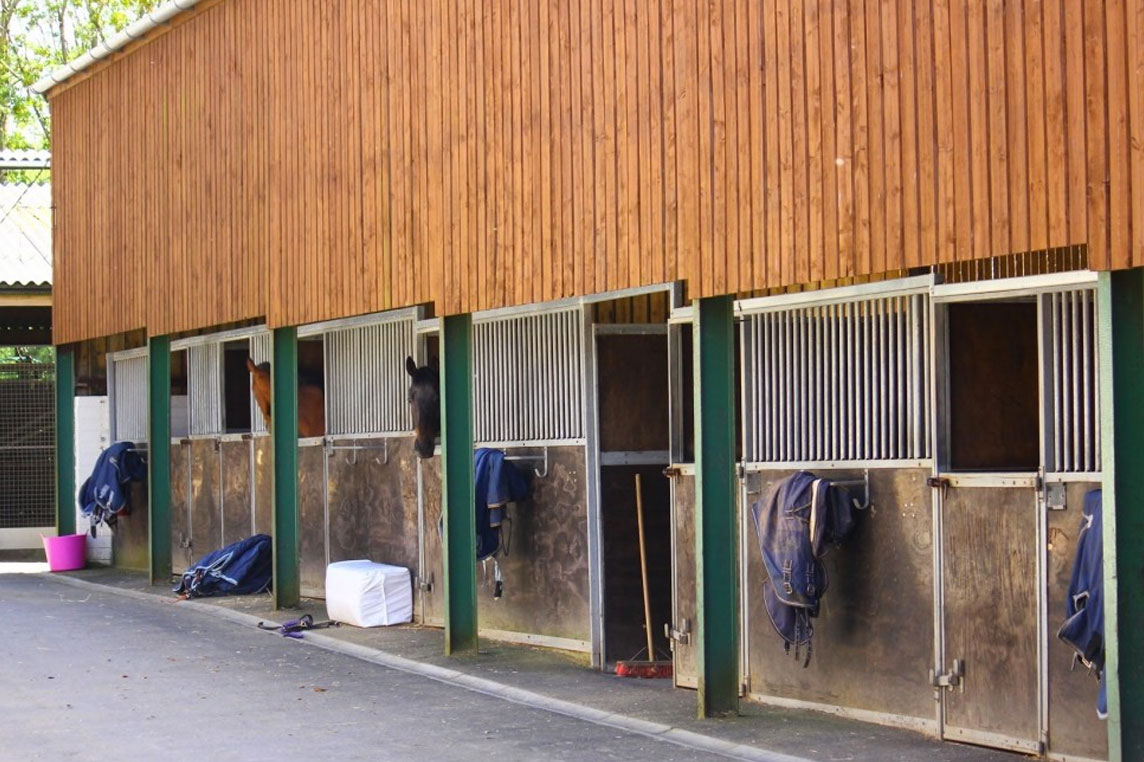 stables_old stables_old